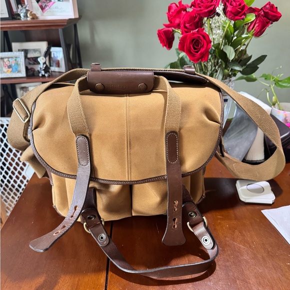 Billingham 307 Camera/tote/overnight bag